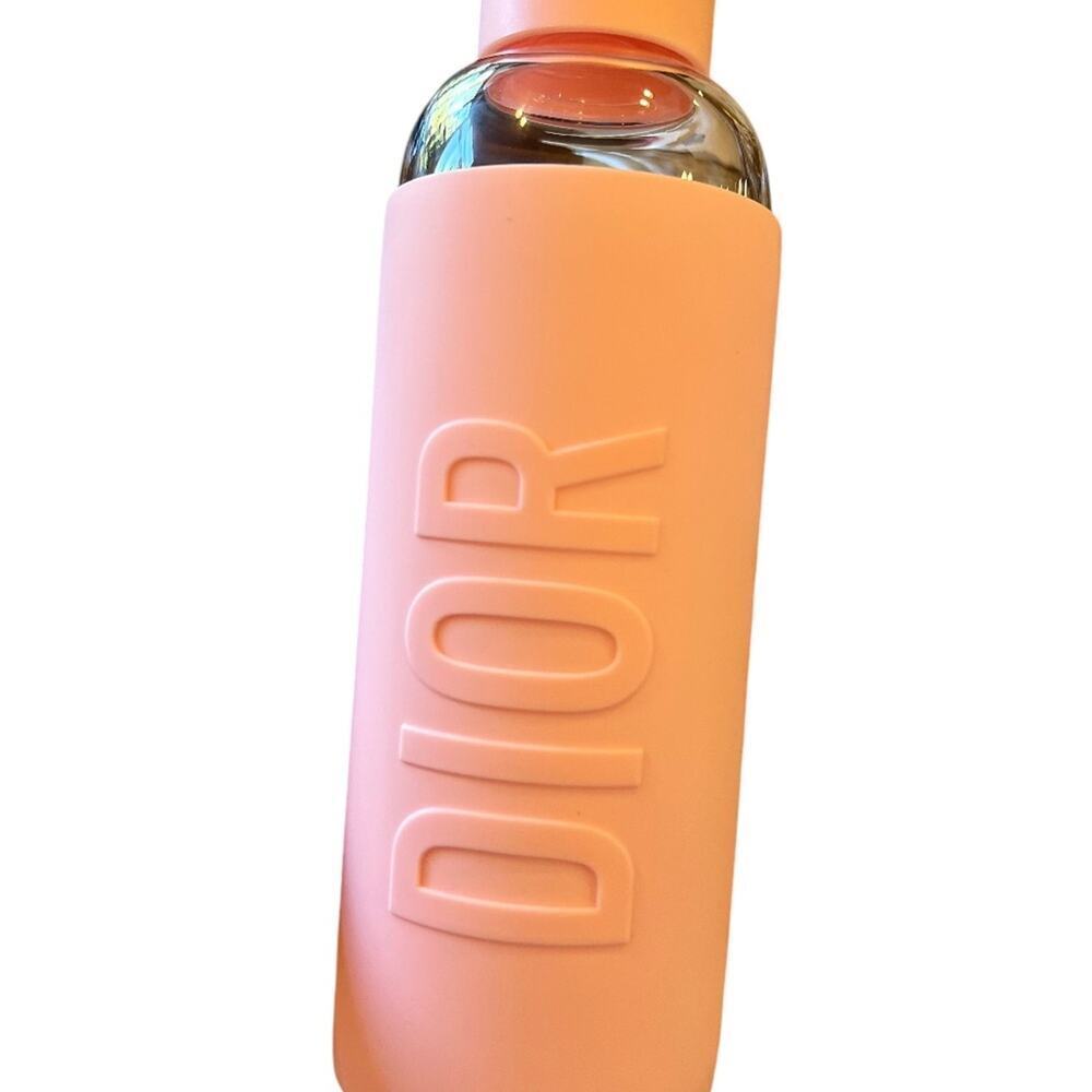 Dior Beauty Pink Glass Water Bottle Exclusive 550ml (Limited Edition)- NWOT - Picture 4 of 6